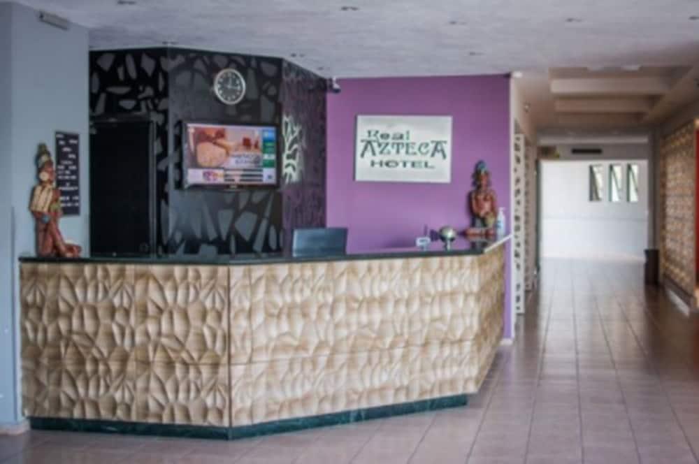 Hotel Real Azteca Boulevard León de los Aldamas Extérieur photo